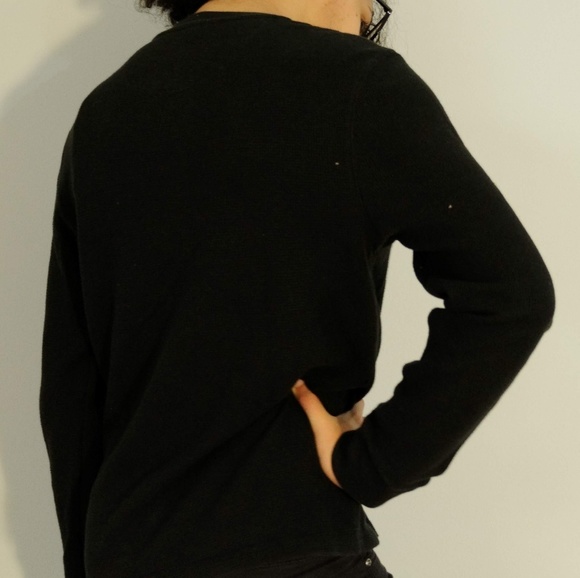 ¤ Henley ¤ - Picture 5 of 7